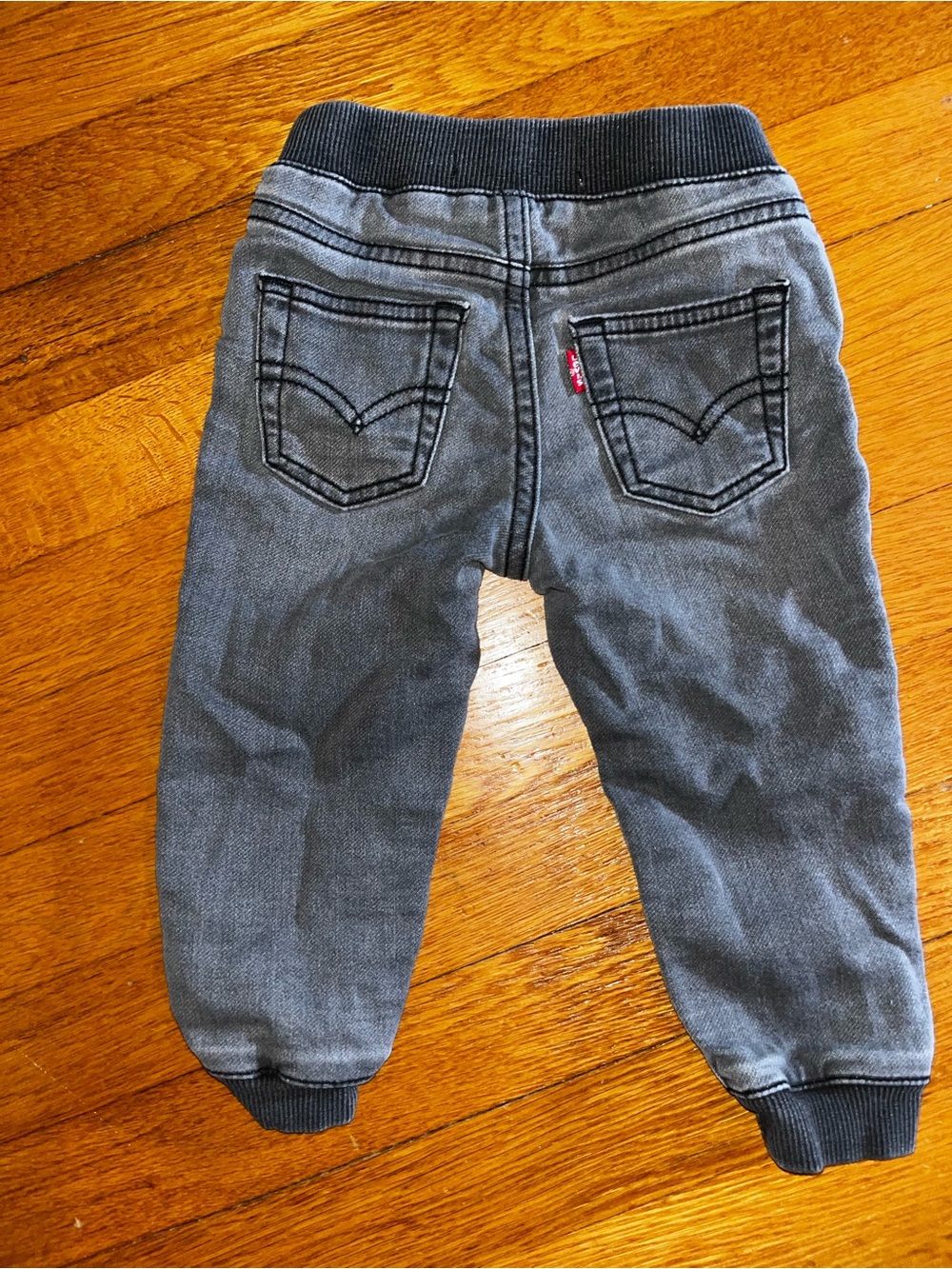 Levi's toddler Charcoal Gray Jogger Pants - Picture 2 of 5